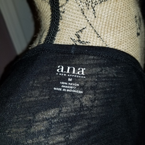 a.n.a long sleeve top - Picture 3 of 3